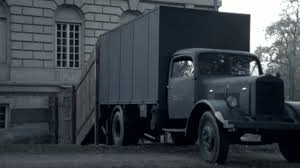 This image has an empty alt attribute; its file name is image-3.png